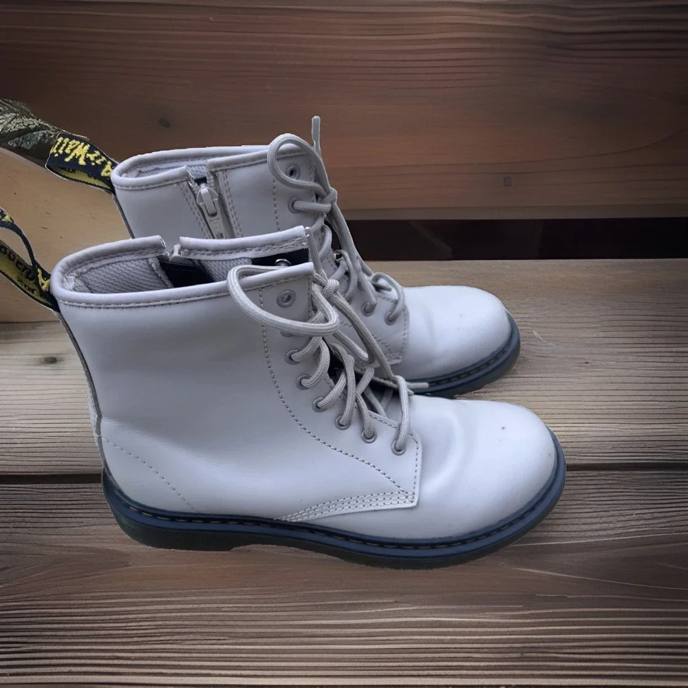 Dr. Martens Boots Youth Size 4 Leather Lace Up Combat Side Zipper  COLOR:  Taupe